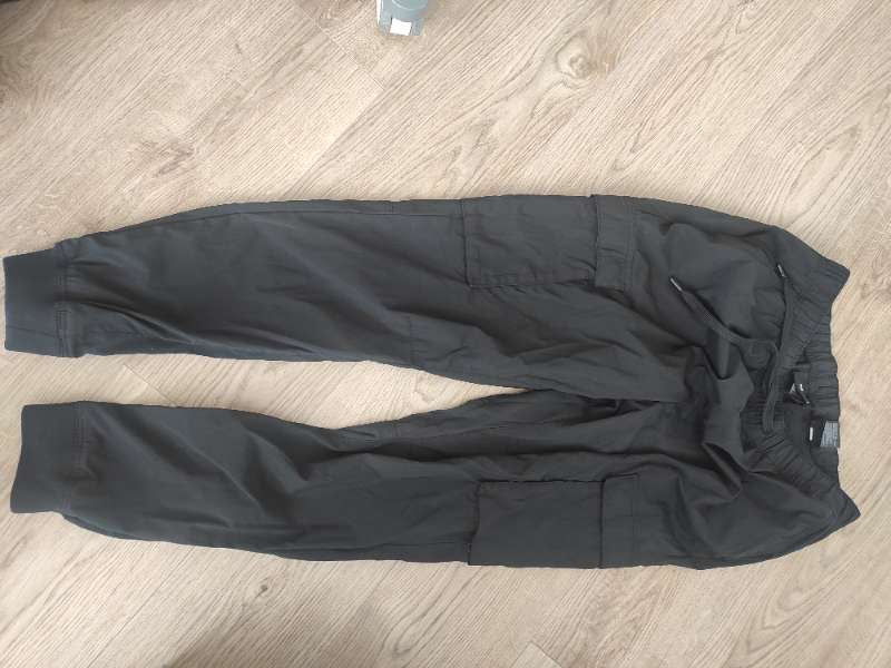 Hm buxur svart MLVasavasar