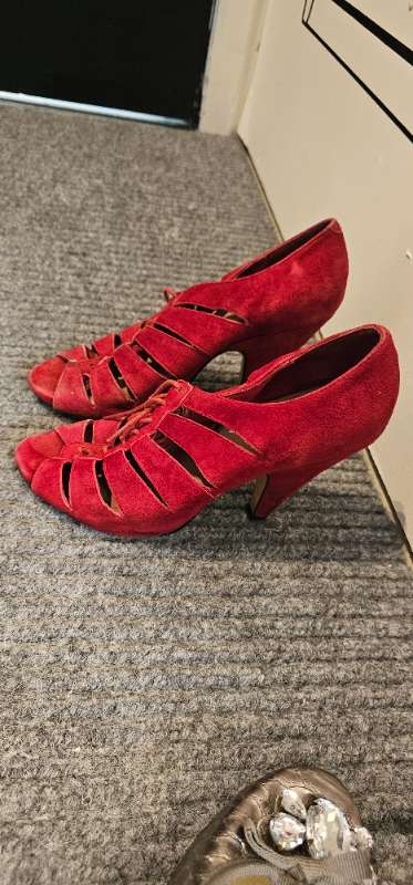 Red shoes
