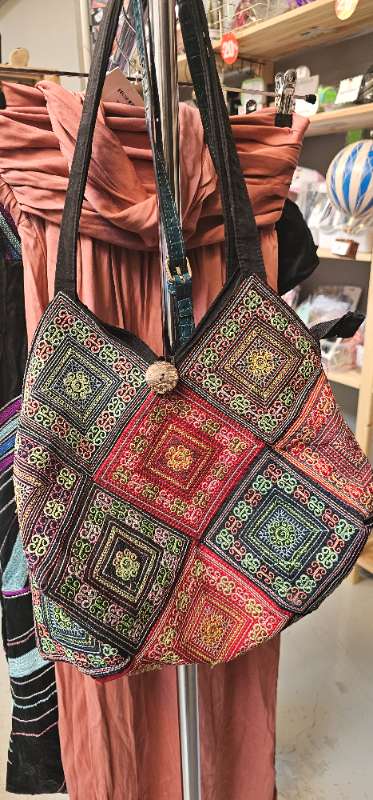 Embroidered bag