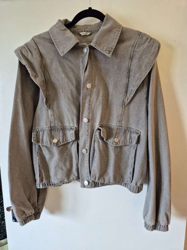 mbyM grár gallajakki
