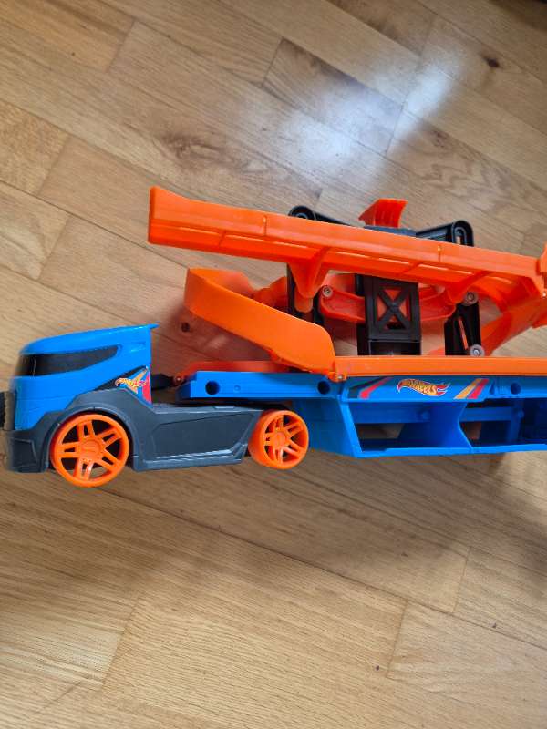 HotWheels trukkur