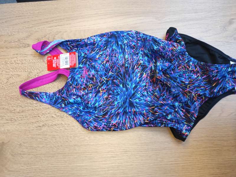 Sundföt nýt Speedo 13,14yrs