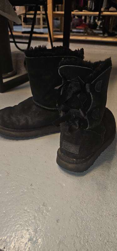 Ugg