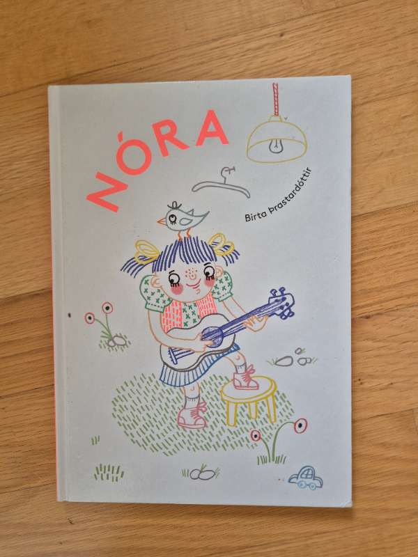 Nóra - bók