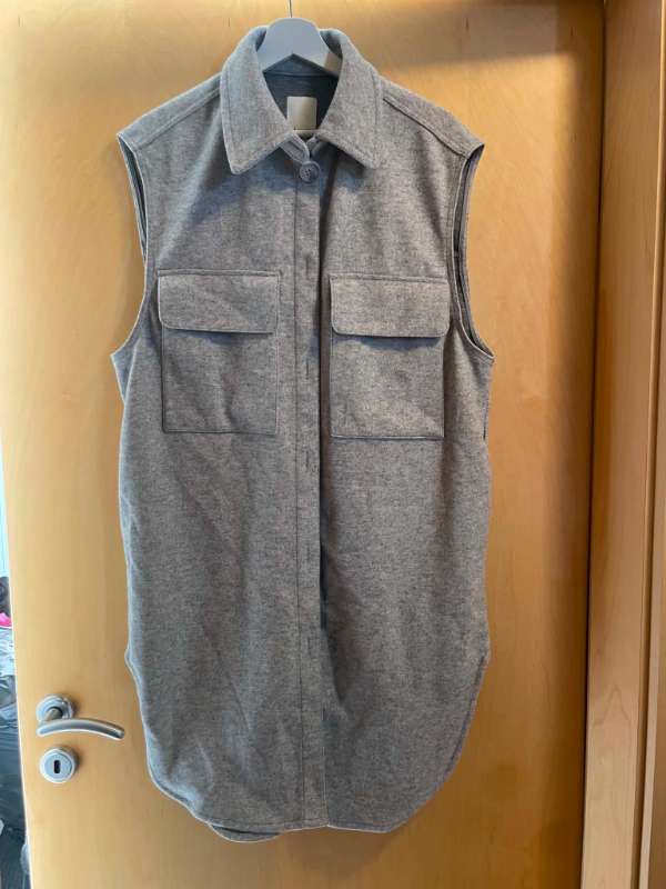 H&M grátt vesti