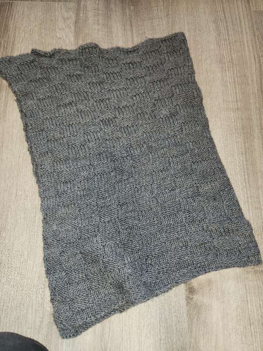 Grátt bílstólateppi
