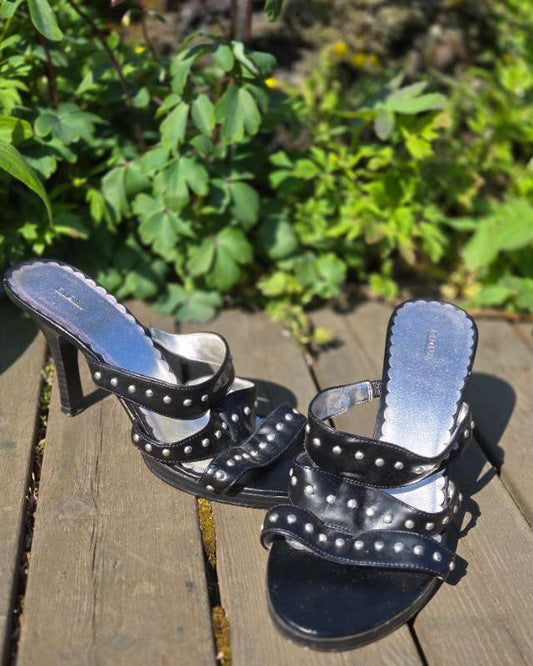 Svartir hælaskór, lítið notað