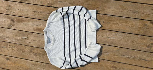 H&M röndótt peysa