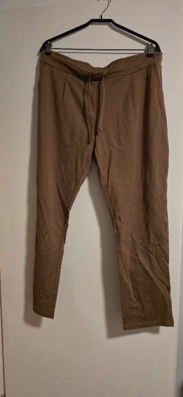 Fransa buxur brúnar