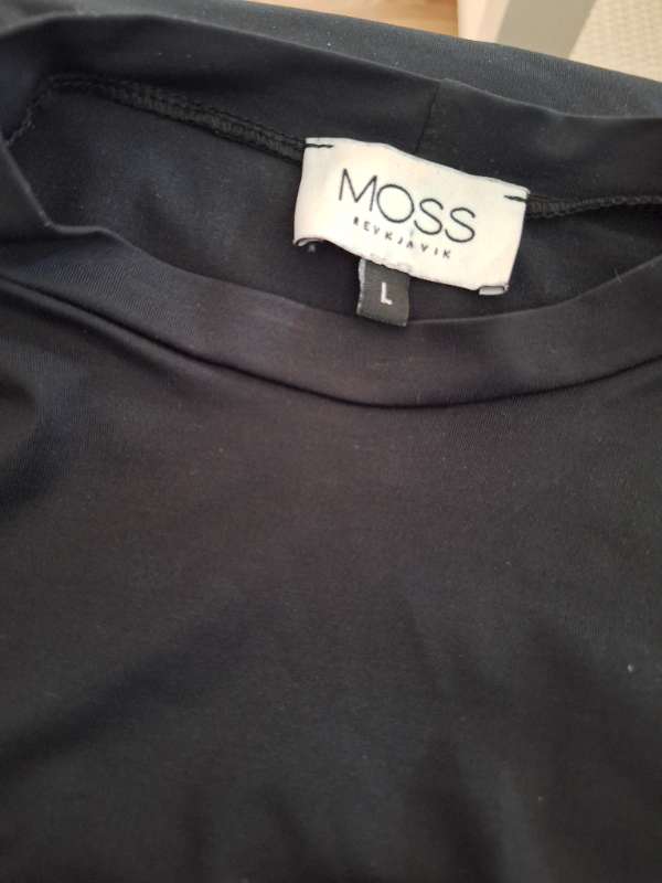 Svartur Moss kjóll