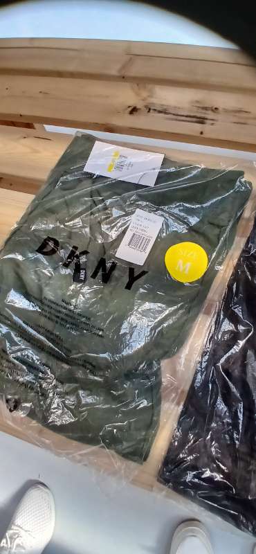 DKNY