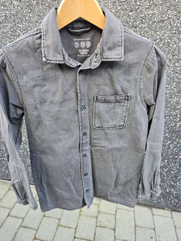 Gallaskyrta 1x notað