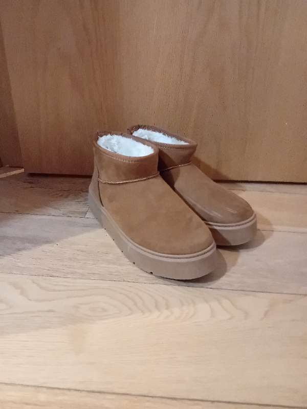 Lefties boots