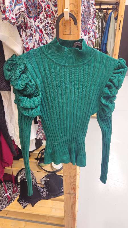 Græn rúllukragapeysa