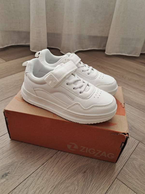 Barnaskóla nýjir st 32