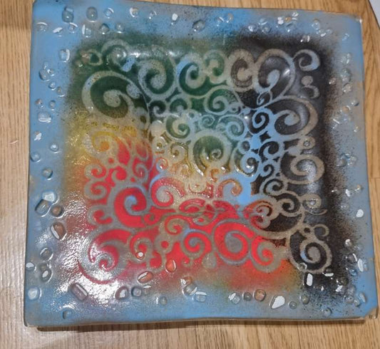 Stór marglit skál (K)