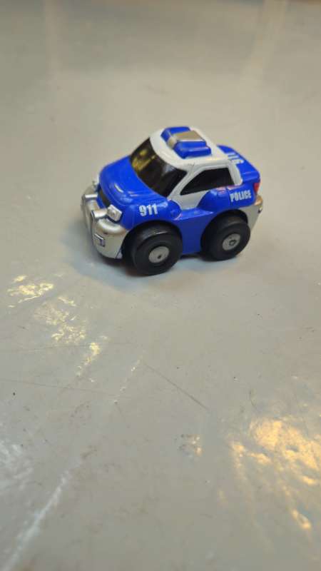 Lögregla bíll trekkjanlegur