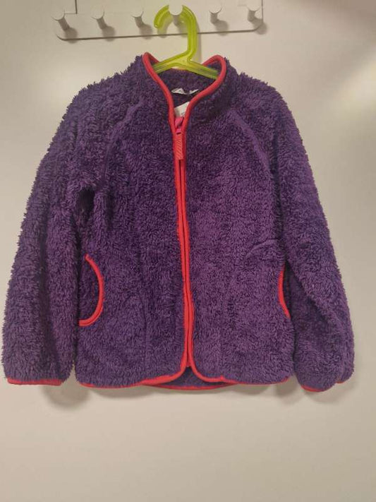 fjólublá fluffy peysa