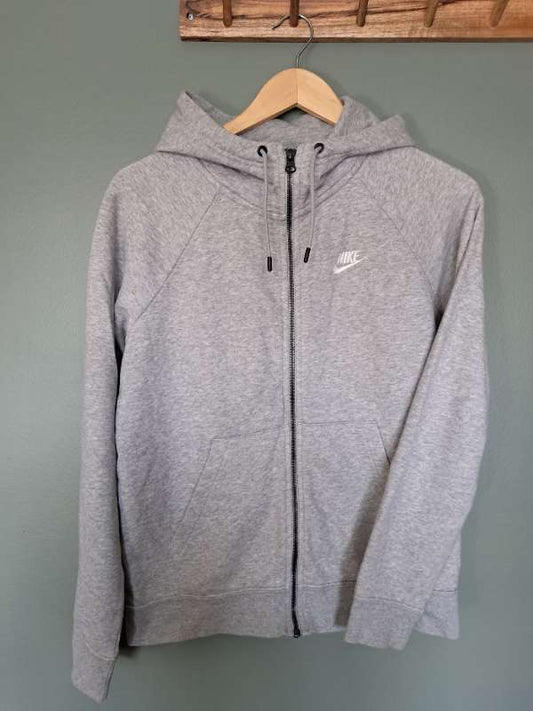 Nike hettupeysa kvk