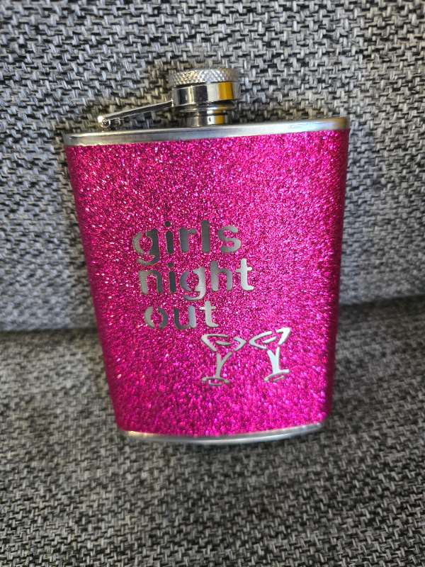 Girls night out bleikur