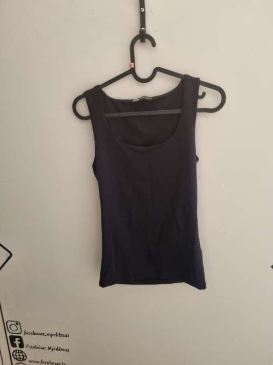 Zara toppur