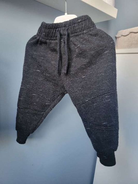 Joggingbuxur 80?