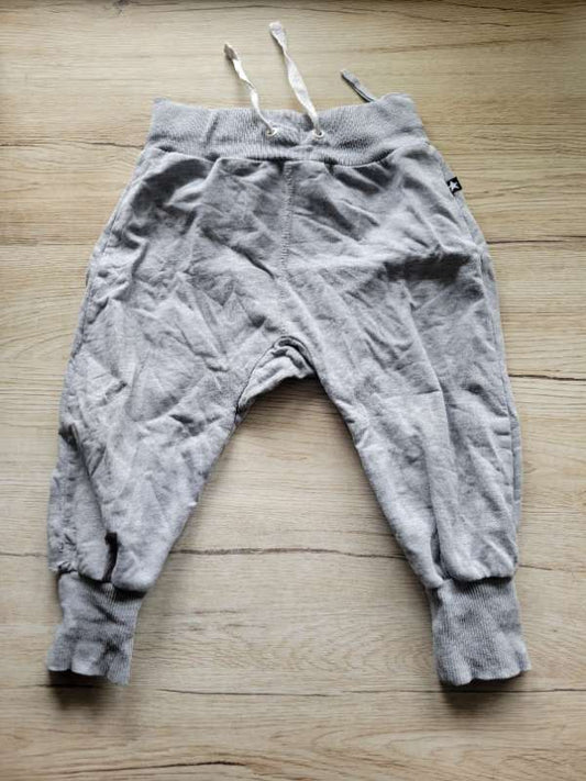 Gráar joggings 80