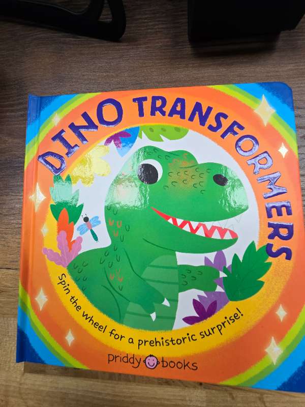 Bók Dino transformers