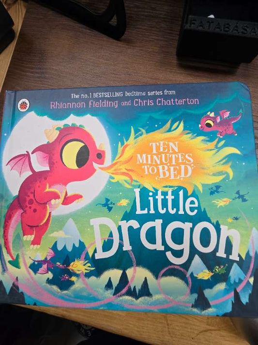 Bók little dragon