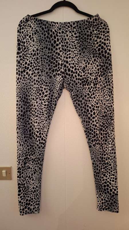 Hlébarða leggings
