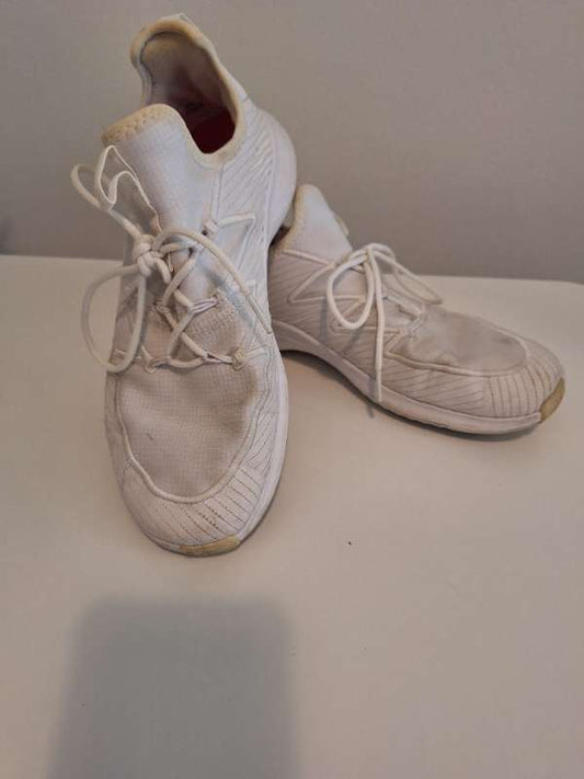 Nike skór, hvítir
