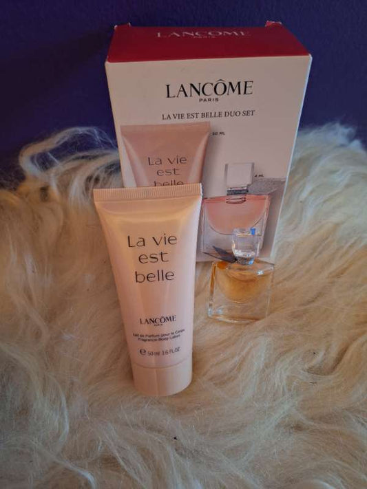 Ilmvatn og body lotion ónotað
