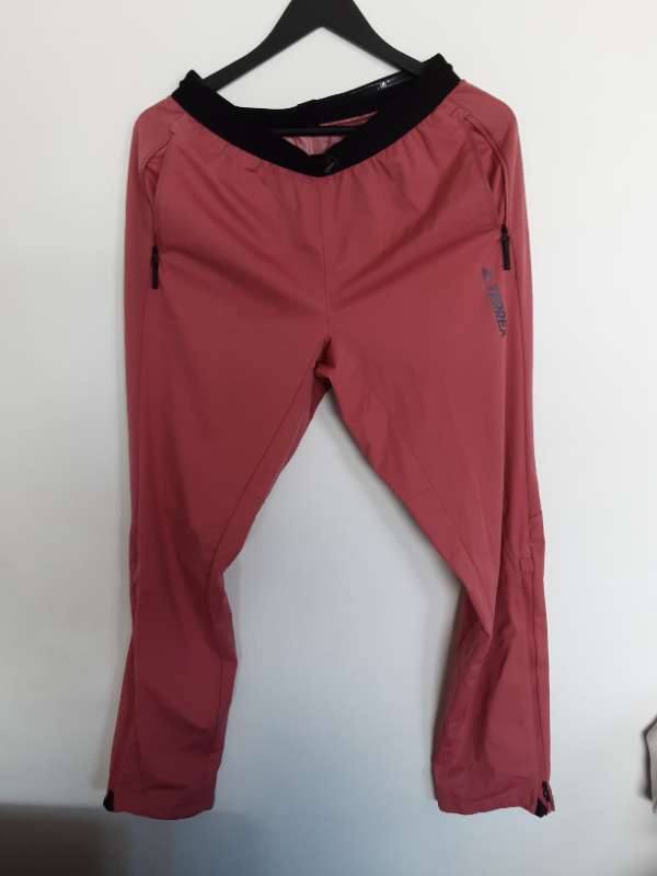 Adidas Terrex buxur eins og nýjar