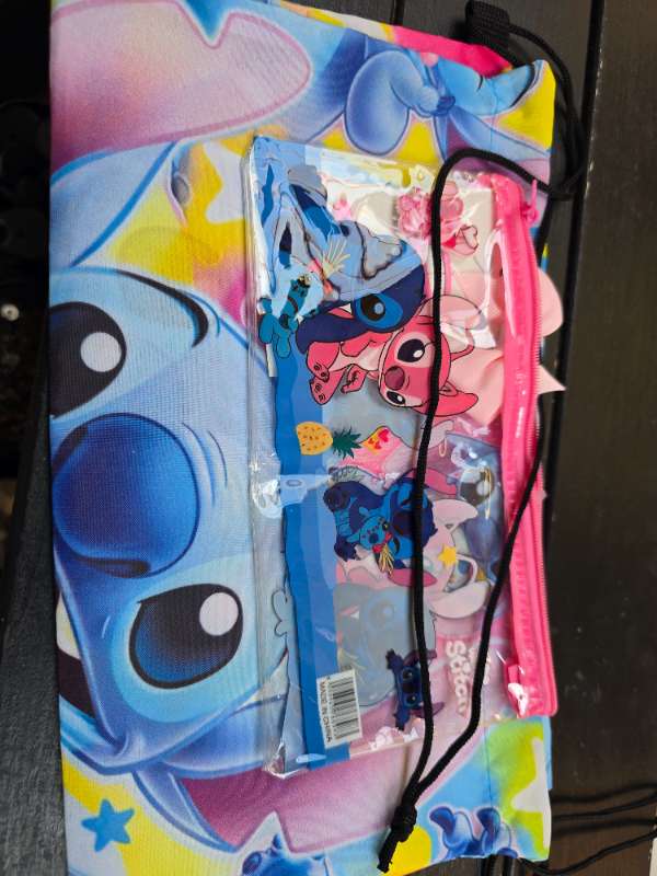 Stitch sett bleikt