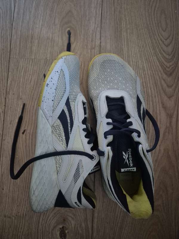 Reebok Nano x (39 en feels like 40.5) notaðir 2-3x
