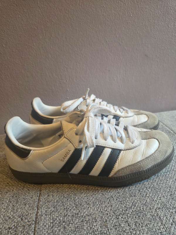 Adidas samba
