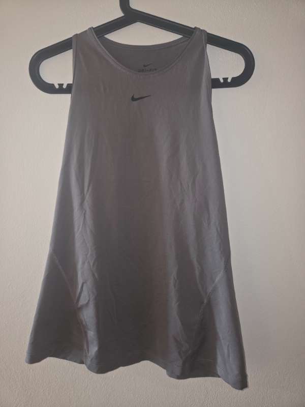 Nike bolur grár