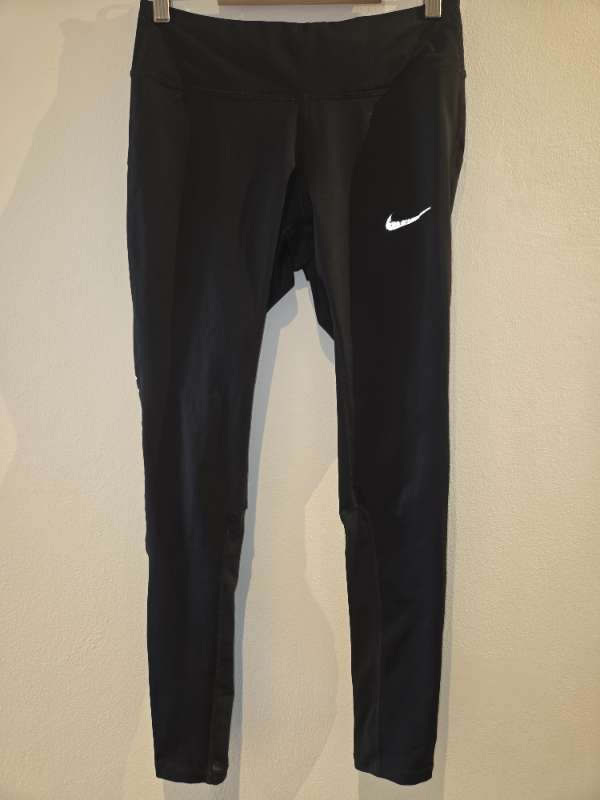 Nike buxur svartar