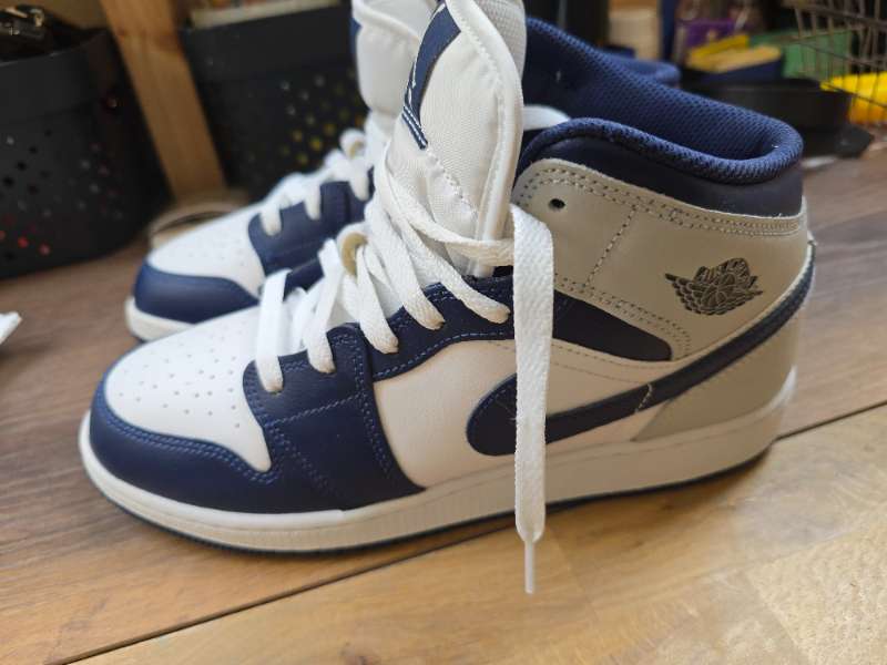 Jordan 1 Mid 'Obsidian' nýir