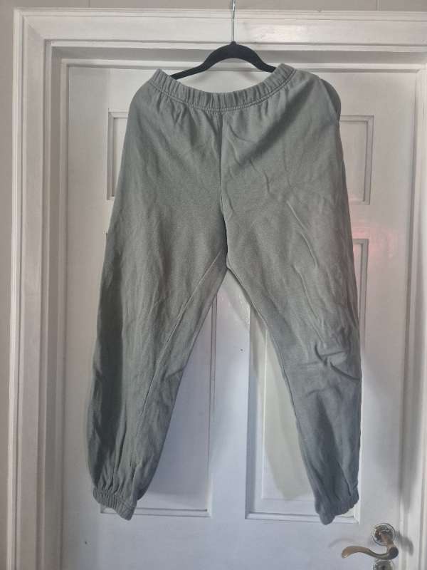 Divide joggingbuxur st 165