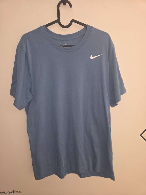 Nike blár