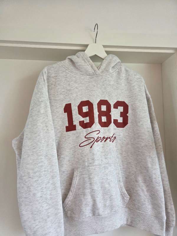 1983 hettupeysa