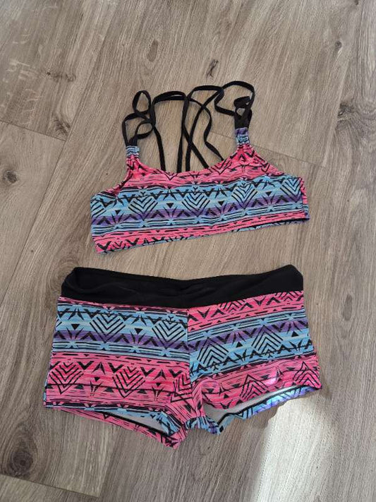 Mynstrað bikiní