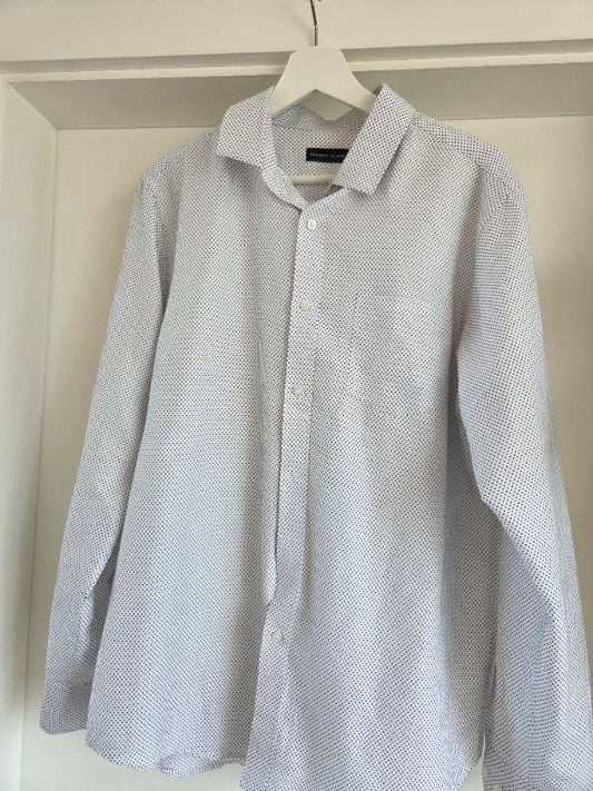 Mr. Dotted Shirt