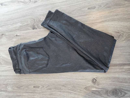 Glimmer buxur úr gervileðri