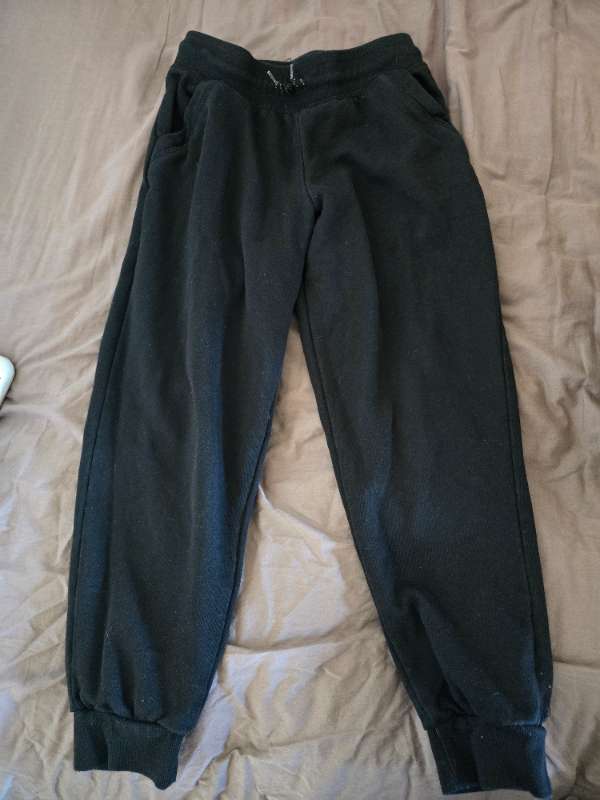 Svartar joggingbuxur