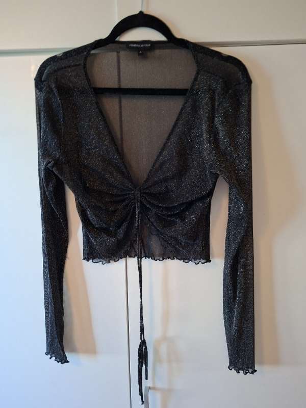 Sheer long-sleeved crop top