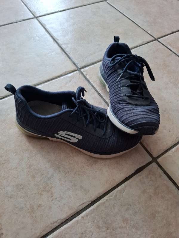 Sketchers skór