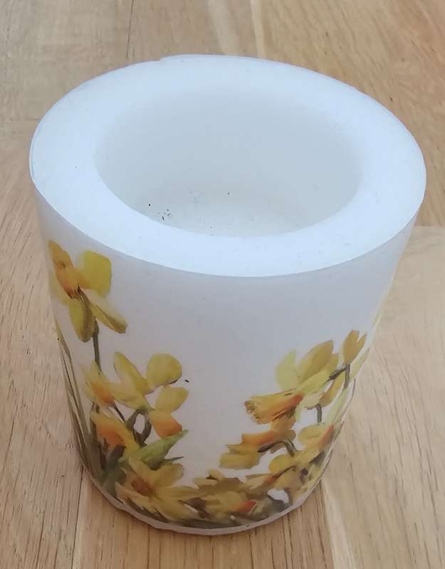 *Kerti með páskaliljum (ónotað)