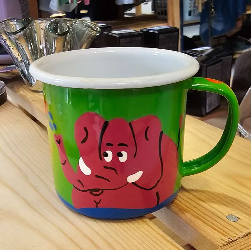 *Lítill bolli fíll